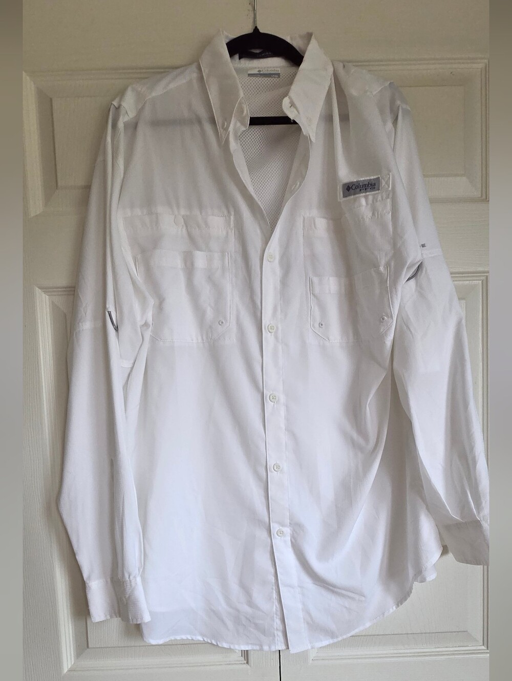 Columbia Men's White Long-Sleeve Button-Down Performance Shirt